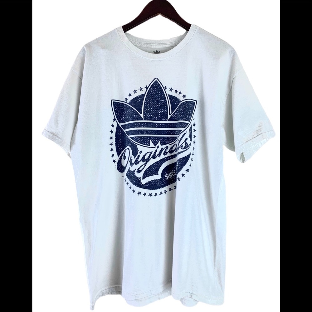 ❌ Sold Adidas Classic Logo Tee L